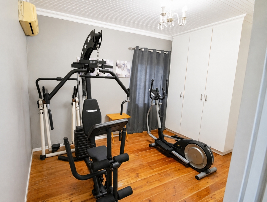 To Let 7 Bedroom Property for Rent in Humansdorp Eastern Cape